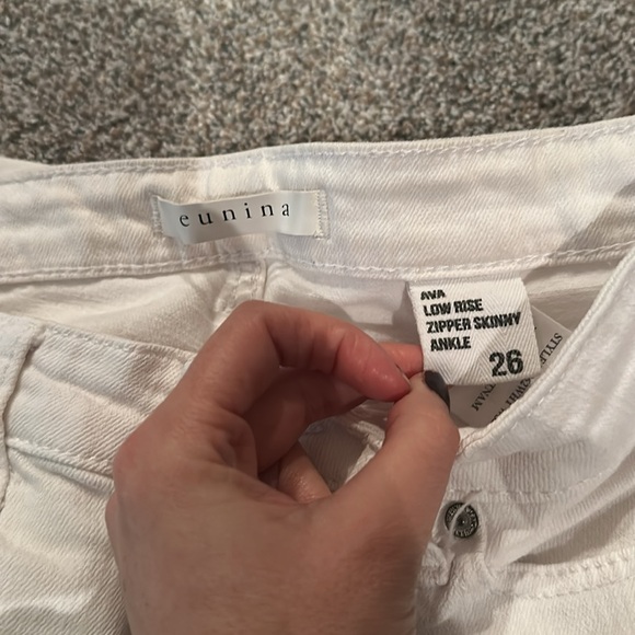 Eunina Ava low rise zipper skinny ankle white denim jean - Picture 3 of 3